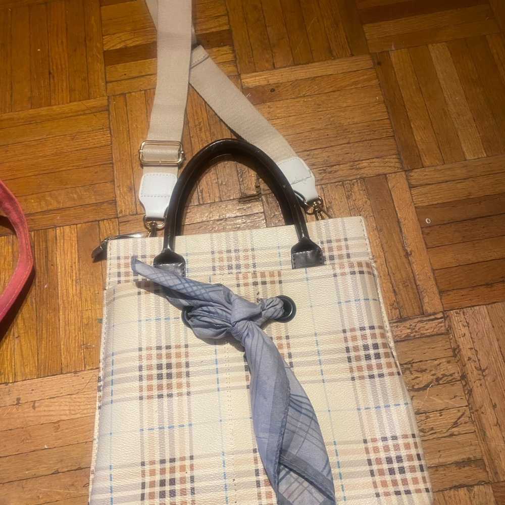 Vintage crossbody Plaid Cream and Black Handbag